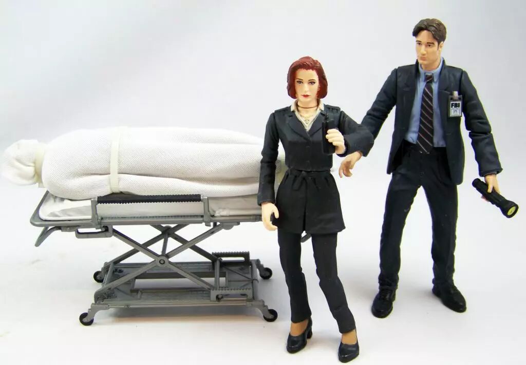 XFiles McFarlane Toys Set of 10 Action Figures (loose)