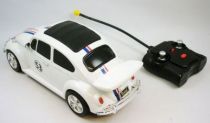 la_coccinelle___herbie_choupette_25cm_telecommandee___disney__1_