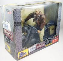 la_grande_evasion___captain_virgil_hilts_steve_mcqueen_sur_moto_allemande___figurine_30cm___21st_century_toys__1_