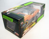 2 Fast 2 Furious - 1970 Dodge Challenger (1:18 Die-cast) Joyride