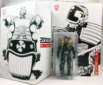 2000 A.D. - 3A 1:12 scale action-figure - Judge Dredd & Lawmaster Mk1