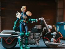 2000 AD: Judge Dredd - Hiya Toys - Judge Anderson & Lawmaster MK II 1:18 Scale Figure