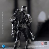 2000 AD: Judge Dredd - Hiya Toys - Judge Death (Black & White) 1:18 Scale Figure