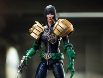 2000 AD: Judge Dredd - Hiya Toys - Judge Hershey 1:18 Scale Figure