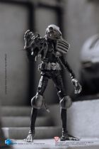 2000 AD: Judge Dredd - Hiya Toys - Judge Mortis (Black & White) 1:18 Scale Figure