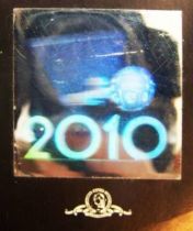 2010 : L\'Année du premier contact - MGM - Kit promotionnel (Badge + Hologramme)
