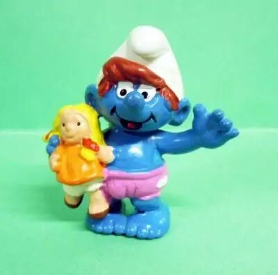 20446 Petite Schtroumpfette avec poup�e