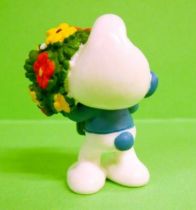 20469  Smurf with flowers