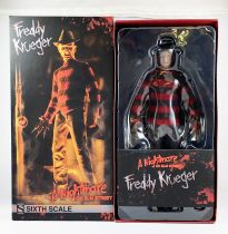 A Nightmare on Elm Street - Freddy Krueger - Sideshow Sixth Scale (100359)