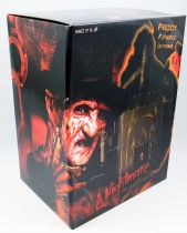 A Nightmare on Elm Street - Freddy Krueger\'s Furnace (La chaudière de Freddy) - NECA