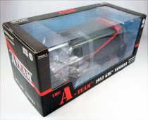 A-Team - Greenlight Hollywood - 1:18 scale die-cast 1983 GMC Vandura