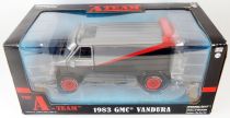 A-Team - Greenlight Hollywood - 1:24 scale die-cast 1983 GMC Vandura (red wheels)