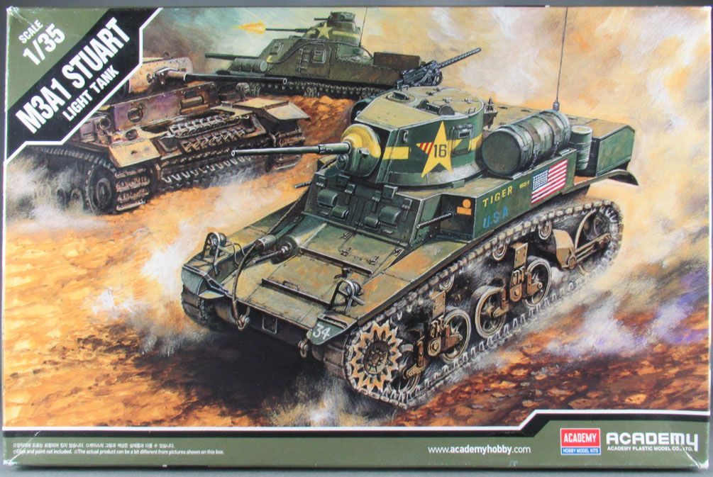 Academy Hobby Model Kits 13269 - WW2 US & Soviet Army M3A1 Stuart Light  Tank 1:35