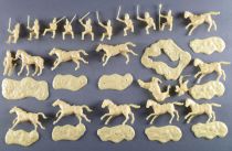 Airfix 1:72 S36 Waterloo French Cavalry (Cuirassiers) Loose with type2 box
