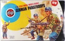 Airfix 51467- 7 1:32 WW2 German Paratroops 1975 New Target Box