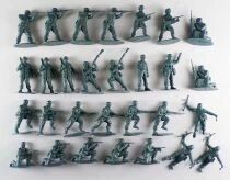 Airfix 51467- 7 1:32 WW2 German Paratroops 1975 New Target Box