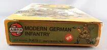 Airfix 51473-2 1/32 Arm&eacute;e Moderne Infanterie allemande Boite couleur 1976