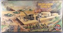 Airfix 51650-7 1/72 WW2 - Gun Emplacement Assault Set - Figurines Bunkers Chars Complet Boite 1974