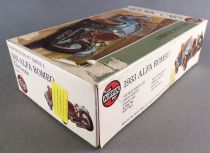Airfix N°02441-3 Series 2 - 1933 Alfa Romeo Historic Car 1:32 Mint in Box