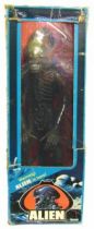 Alien  - Kenner 1979 - 17\'\' Alien (loose in box)