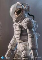 Alien - Hiya Toys - Ripley In Spacesuit 1:18 Scale (PX Previews Exclusive Figure)