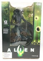 Alien - McFarlane Toys Movie Maniacs - Alien 30 cm