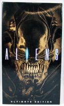 Aliens - NECA - Xenomorph Warrior (brown) \ Ultimate Edition\ 