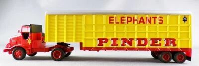 Altaya Ixo Pinder Circus Marmon Truck & Elephants Trailer 1:64 Mint no Box 2