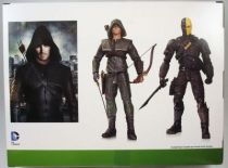 arrow___dc_collectibles___oliver_queen___deathstroke__1_