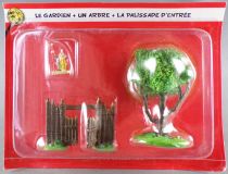 Asterix - ATLAS Editions - Gaul\'s village - #13 : Guard + tree + main door