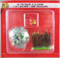 Asterix - ATLAS Editions - Gaul\\\'s village - #16 : fisherman + waterfall + fence
