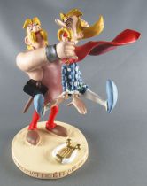 Asterix - Atlas Plastoy - Figurine Résine - Cétautomatix étrangle Assurancetourix (Exclusive)