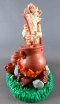 Asterix - Bully Bullyland 1990 PVC Figure - Miraculix with Caldron on base
