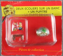 Asterix - Editions ATLAS - Le Village - n°35 : Deux écoliers sur un bancs Pupitre Carte de Gaule