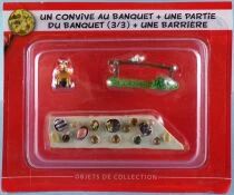 Asterix - Editions Hachette - Le Village - N°30 : Un Convive du Banquet + le Banquet (3/3) + une Barrière Neuf sous Blister