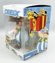 Ast&eacute;rix - Figurine PVC Plastoy - Ob&eacute;lix avec gateau d\'anniversaire