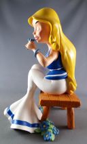 Asterix - Figurine Résine 17cm - Falbala Assise - Parc Asterix 1998 Neuve Boite