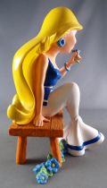 Asterix - Figurine Résine 17cm - Falbala Assise - Parc Asterix 1998 Neuve Boite