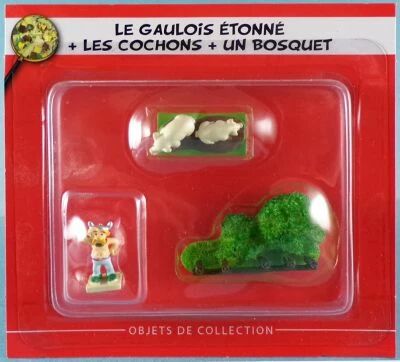 Asterix - Hachette Editions - Gaul\'s Village - #17 : Amazed Gaul + Pigs + Copse Mint on Card