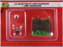 Asterix - Hachette Editions - Gaul\'s Village - #37 : Musician + Drum + Fence Mint on Card