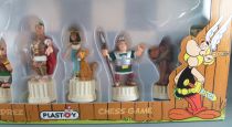 Asterix - Plastoy - PVC Figure - Chess Game 32 Pièces Mint in Box