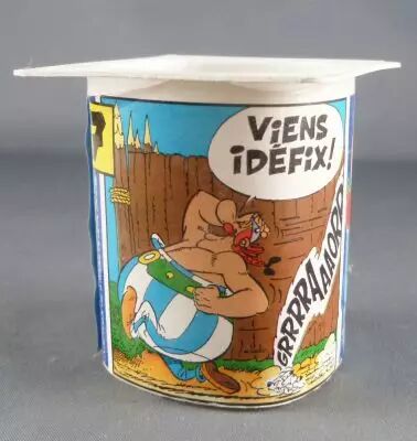 Asterix - Pot de Yoghourt Danone Kid Lait Entier - L\'Anniversaire N�7