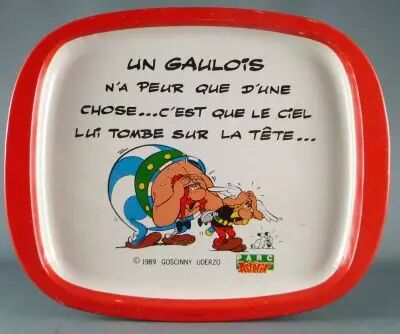 Asterix - Tin Tray Pocket Emptier Parc Asterix 1989 - Un Gaulois n\'a peur que d\'une chose...