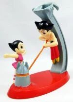 Astro Le Petit Robot - Astro et Uranie - Diorama Figurines Plastique 13cm - McDonald\'s 2004