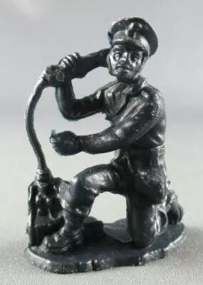 Atlantic 1/32 Arm�e Moderne 8003 Carabinier Policier Radio