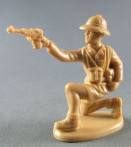 Atlantic 1:32 WW2 2108 German Afrika Korps Kneeling Firing Luger & Colonital Helmet