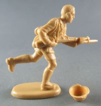 Atlantic 1:32 WW2 2108 German Afrika Korps Running with Rifle & Continental Helmet