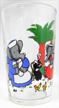 Babar - Amora Mustard Glass - Nursing babies in the park