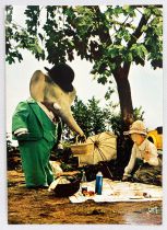 Babar - Yvon Post Card (1968) - #09 Babar picnic