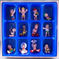 Baby Boom  - Board Game with 12 Pvc Figures - Fun Connection 1992